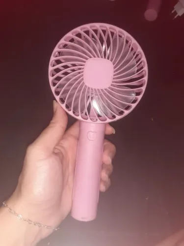 Mini Ventilador Portátil Rosa - Perfeito para o Verão!