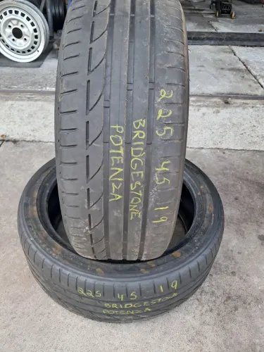 Pneu 225 45 19 Bridgestone Potenza 