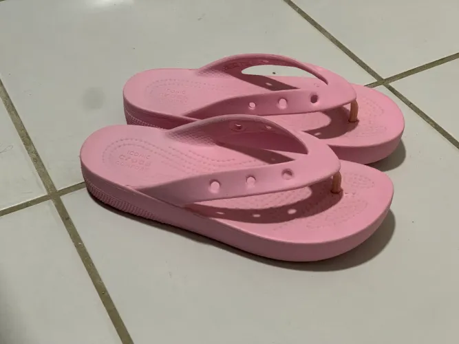sandália crocs