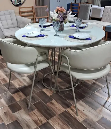 Conjunto de mesa rubi com 4 cadeiras alto padrão 