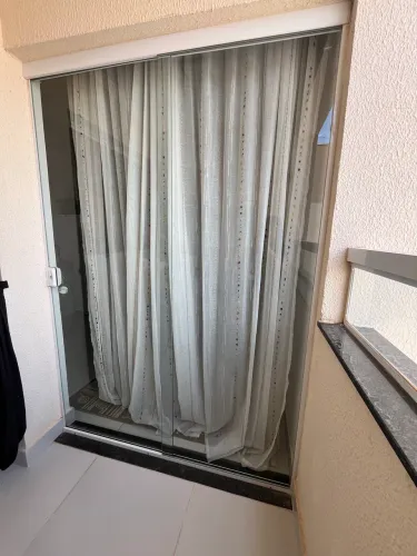Porta de vidro - entrego em Uberlândia