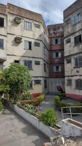 Apartamento No Conj Gaspar De Mendonça( Jacarecica)