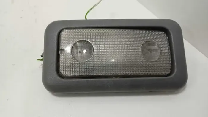 Lanterna Luz De Teto Traseira Fiat Doblo 2007 2008 2009 2010