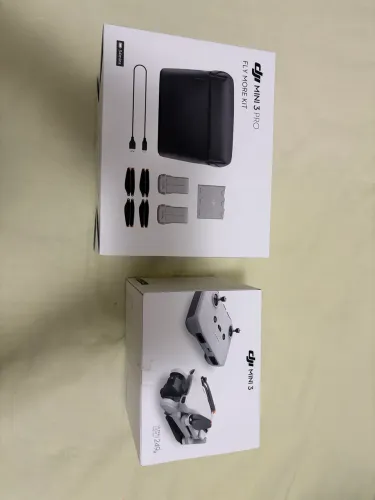 Vendo Drone DJI Mini 3 Fly More Combo Produto original, homologado pela ANATEL.