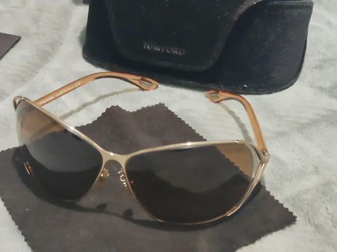 Óculos de sol Tom Ford Anjelica TF7 288 110