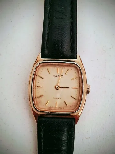 Relógio feminino Casio quartz