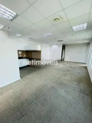 Locação Conjunto de salas Vila São Francisco (Zona Sul) São Paulo