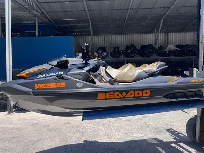JET SKI SEADOO GTX 230 - 2023 - 78 HORAS - IMPECAVEL