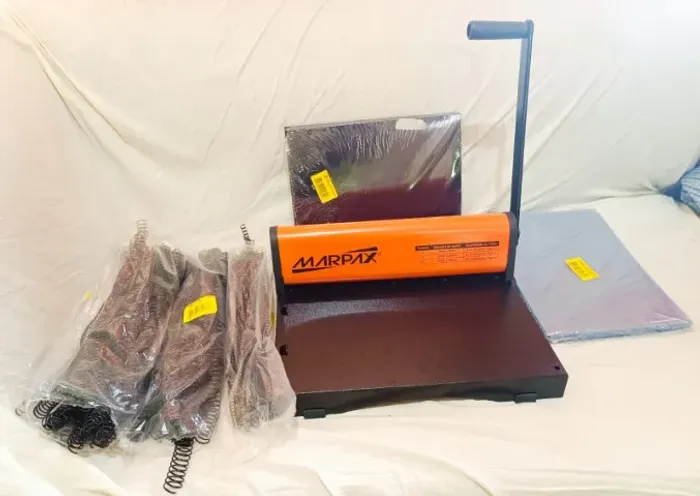 Encadernadora Perfuradora(com kit de trabalho)