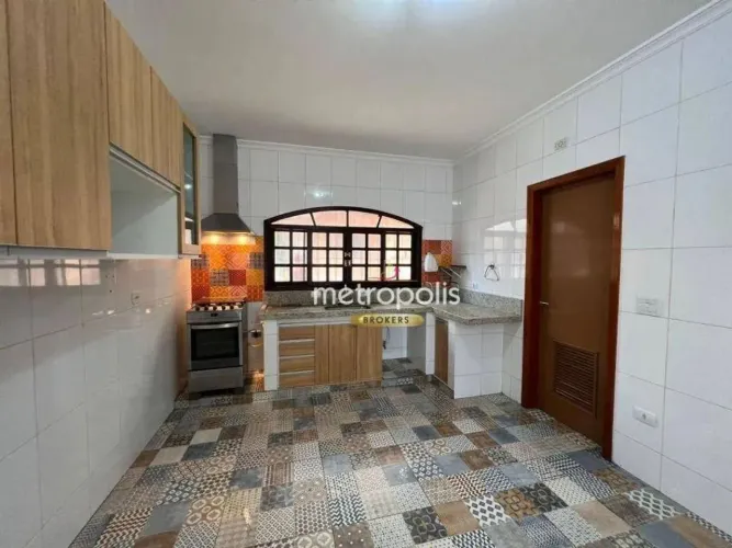 Casa com 3 dormitórios à venda, 241 m² por R$ 653.000,01 - Sacomã - São Paulo/SP