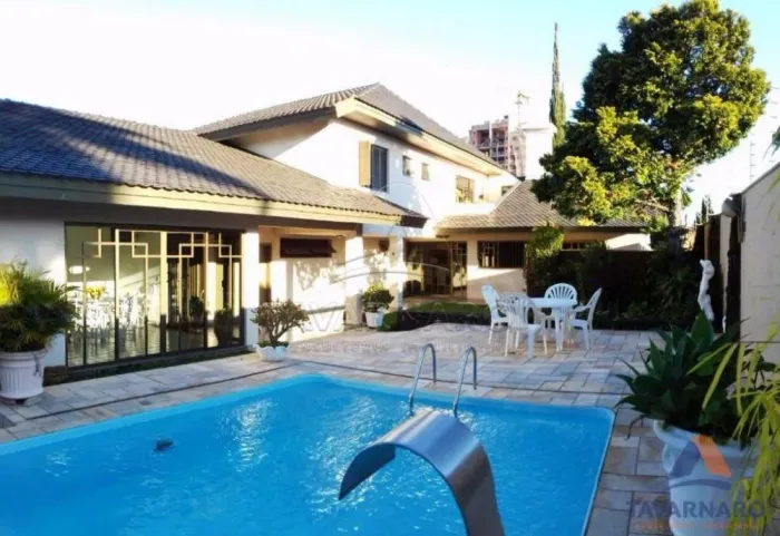 Casa Padrão em Ponta Grossa