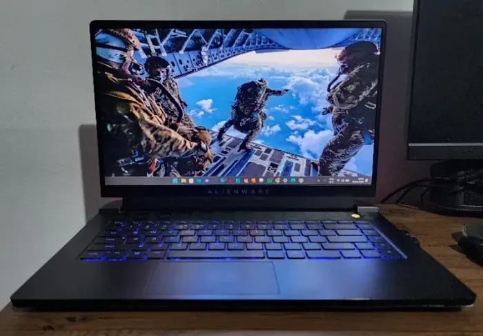 Alienware M15 R6 Topo de Linha - i7 - RTX 3070 - 32GB RAM - 1TB SSD