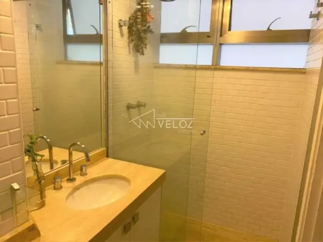 Apartamento : / Residencial / Leblon