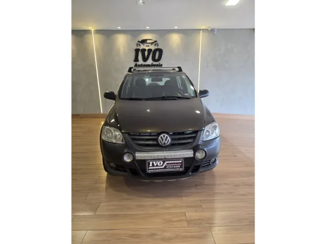 Volkswagen Crossfox 1.6 MI Total Flex 8V 5P 2008