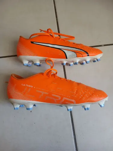 Chuteira Campo Puma Ultra Laranja com Trava - Tam 43