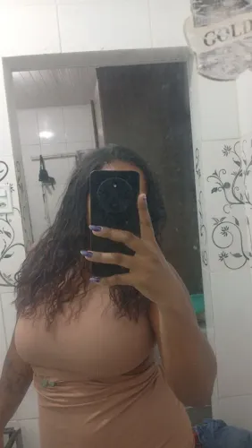 Mega hair cacheado