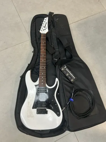Kit Guitarra Ibanez Gio GRX20 + Pedaleira + Cabos, case e acessórios