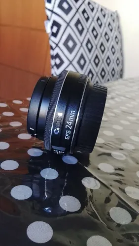 Canon 24mm 2.8
