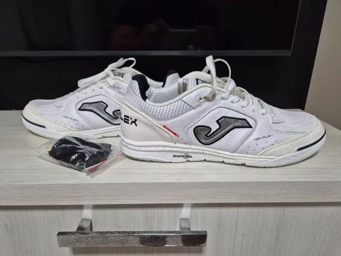Chuteira de futsal joma top flex rebound