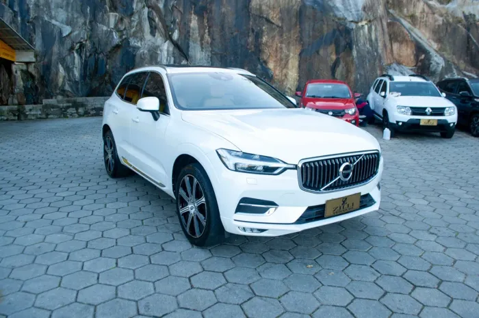 Volvo XC 60 T-5 Inscription 2.0 AWD 5P 2018