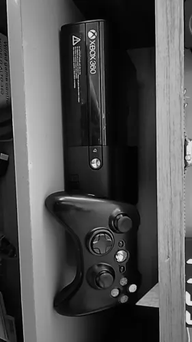 Xbox 360 RGH 3.0 25+(2 emuladores com mais de 300 jogos )