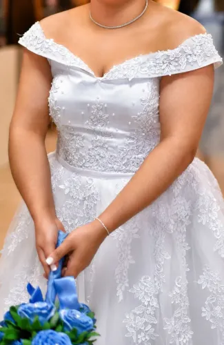 Vendo vestido de noiva G Novo 