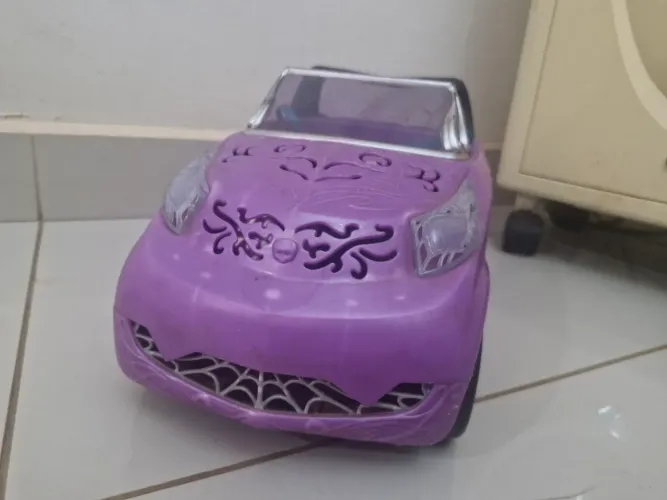 Lindo carro boneca Monster High- Mattel