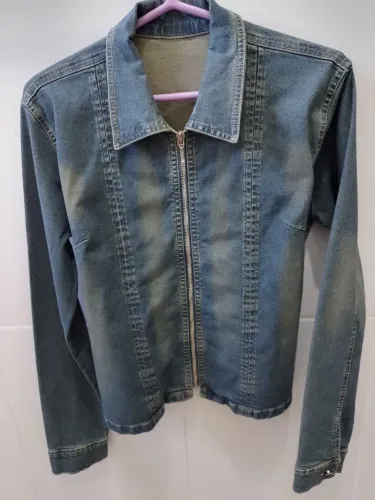 Jaqueta  jeans com  lycra 