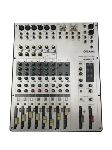 Mesa de Som e Mixing Completa Yamaha MW12C