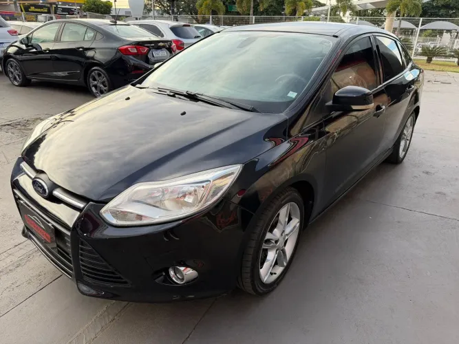 Ford Focus Sedan 2.0 16v/2.0 16V Flex 4P Aut. 2014