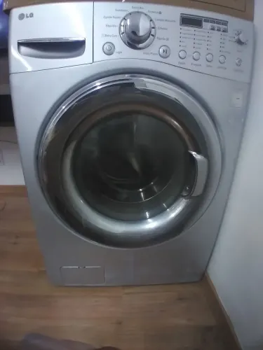 Lava e seca LG, 11 kg, para conserto ou tirar peças