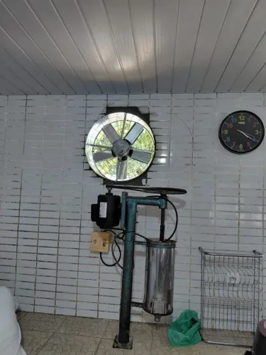 Vendo maquina de bater açaí