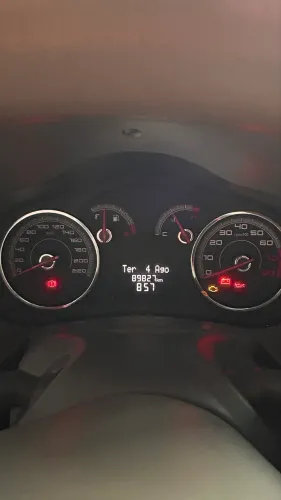 Fiat Palio Attractive 1.0 EVO Fire Flex 8V 5P 2014