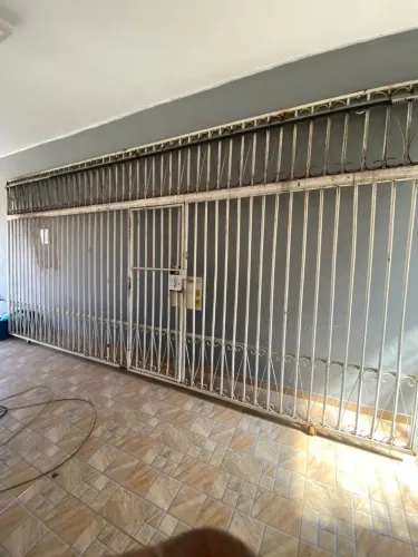Portão 4.90 x 2.40 + 2 Gradinhas fixas 