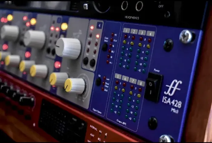 Focusrite Isa 428 MK2