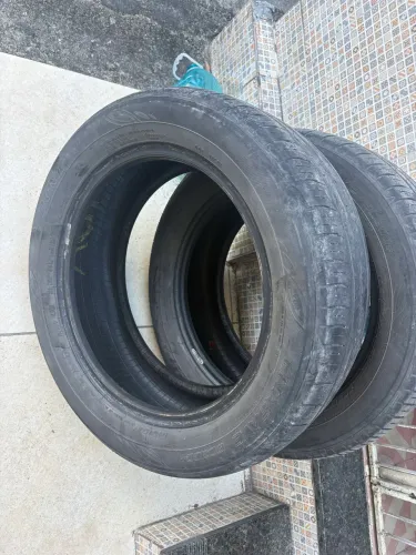 Pneu dunlop 205/55 16