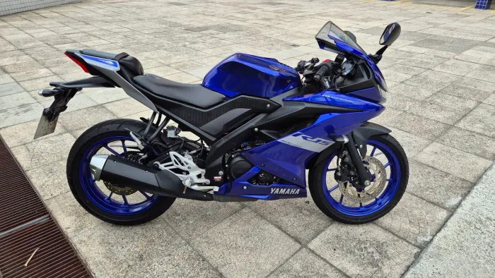 Baixa km Yamaha R15