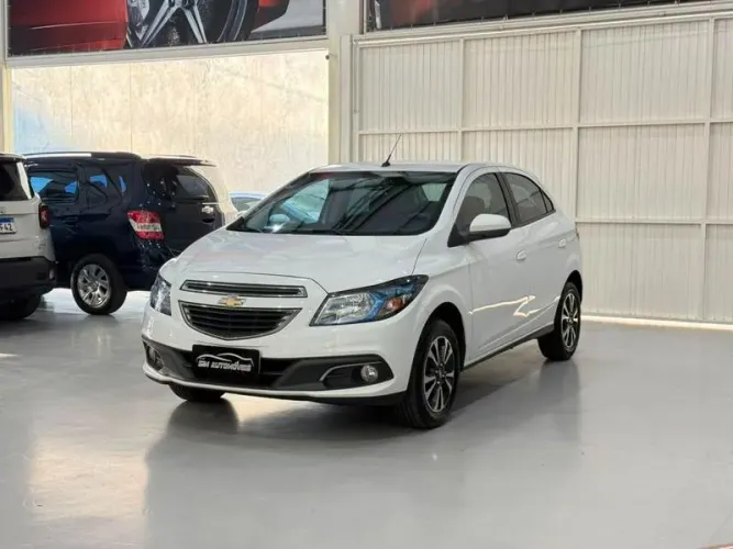 Chevrolet Onix Hatch LTZ 1.4 8V Flex Mec. 4P 2015