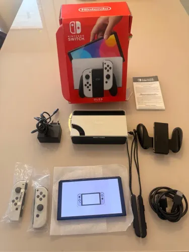 Nintendo Switch OLED 64GB Branco Completo (na caixa - sem uso)