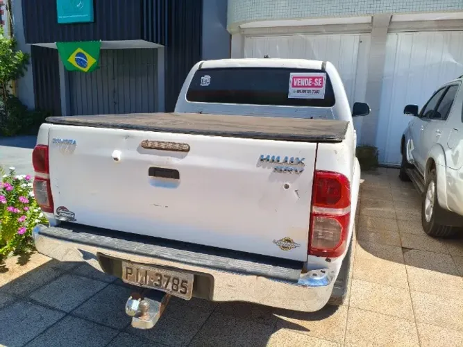 Toyota Hilux CD SRV D4-d 4X4 3.0 TDI Diesel AUT 2015