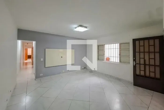 Casa à Venda - Cambuci, 3 Quartos, 200 m2