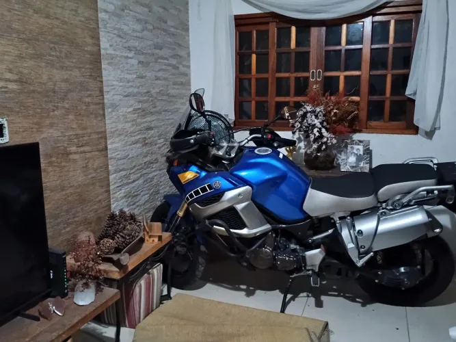 Xt1200z