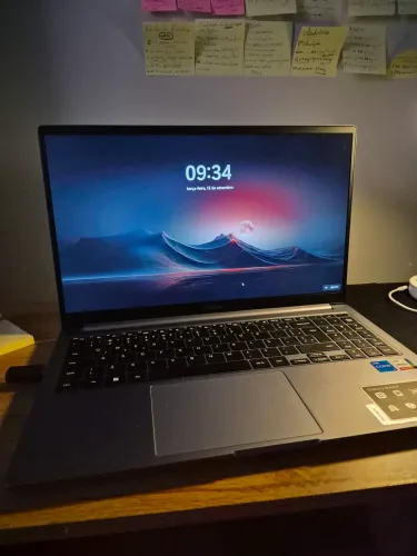 Galaxy Book 4 i5 256gb 8gb ram