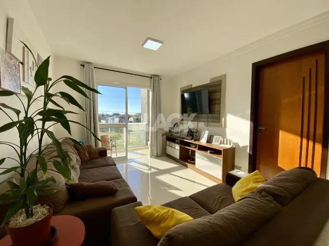 Apartamento 3 dormitórios com sacada no Passo de Torres/SC