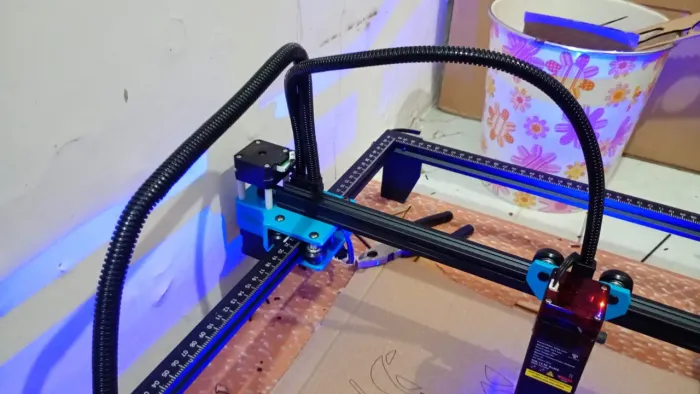 Máquina cortadora a laser