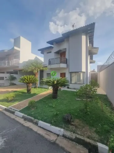 Excelente sobrado à venda no condomínio Rafael Alcala em Porto Feliz