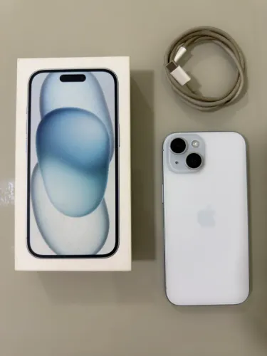 iPhone 15 256GB Azul - Impecável
