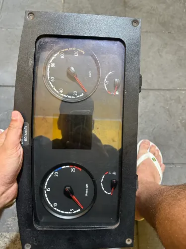 Painéis de instrumento de caminhão / Mercedes / Scania 