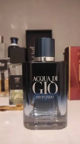 Frasco vazio Acqua di Gio profondo parfum