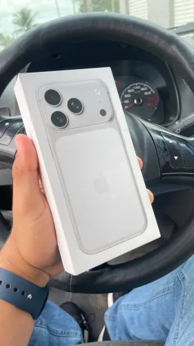 iPhone 17 PRO 256GB LACRADO